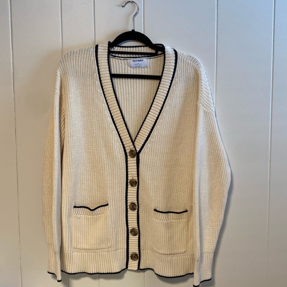 Old Navy Sweaters - NWT Old Navy Cardigan